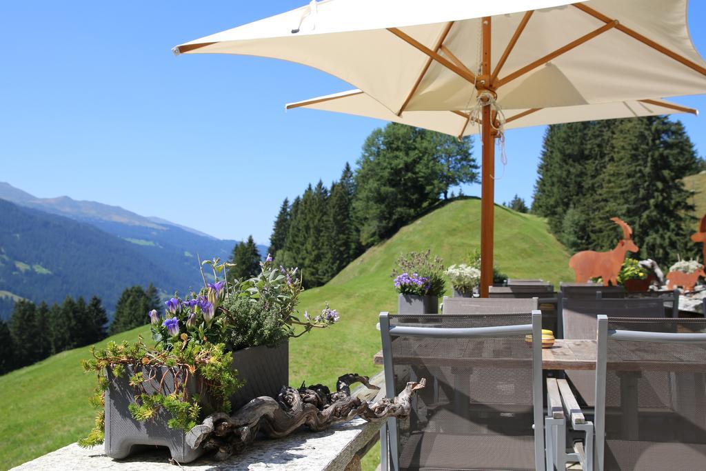 Berghaus Alpenroesli Hotel Klosters Bagian luar foto