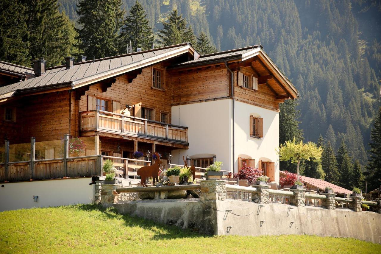 Berghaus Alpenroesli Hotel Klosters Bagian luar foto