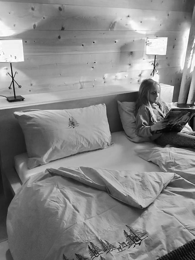 Berghaus Alpenroesli Hotel Klosters Bagian luar foto